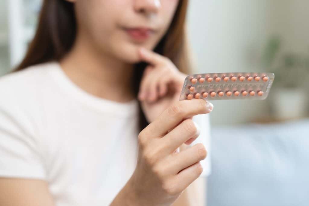 Contraccettivi e meningioma, l’Autorità sanitaria francese scrive a 1,6 milioni di donne