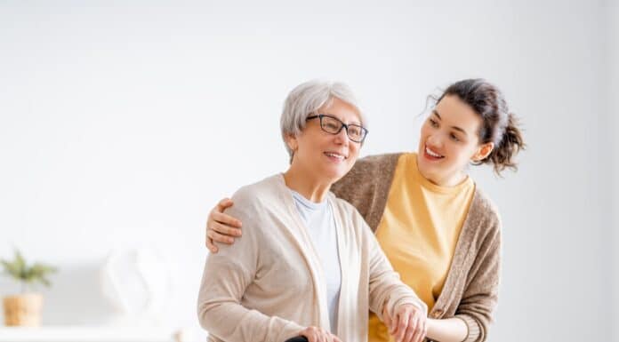 Caregiver, per il governo la cura si misura in chilometri