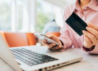 Truffe online, la banca deve rimborsare subito anche se l’utente è stato negligente