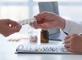 Farmaci: ricette meno appropriate e costi più elevati quando i medici ricevono regali dalle aziende