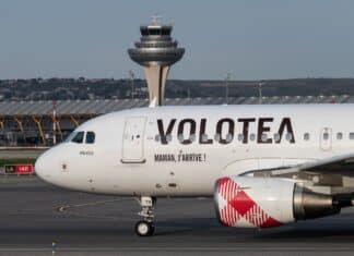 Volotea in crisi cancella centinaia di voli: rimborsi in ritardo e passeggeri abbandonati a sé stessi volotea