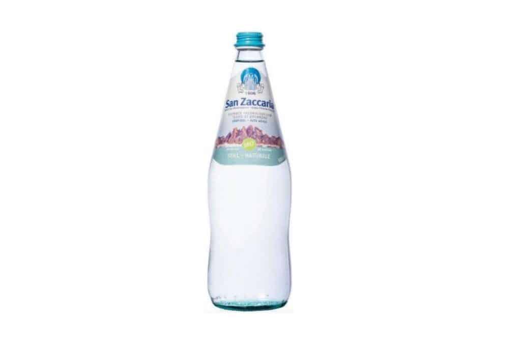 Acqua minerale San Zaccaria, allarme Pseudomonas: ritirate bottiglie da un litro